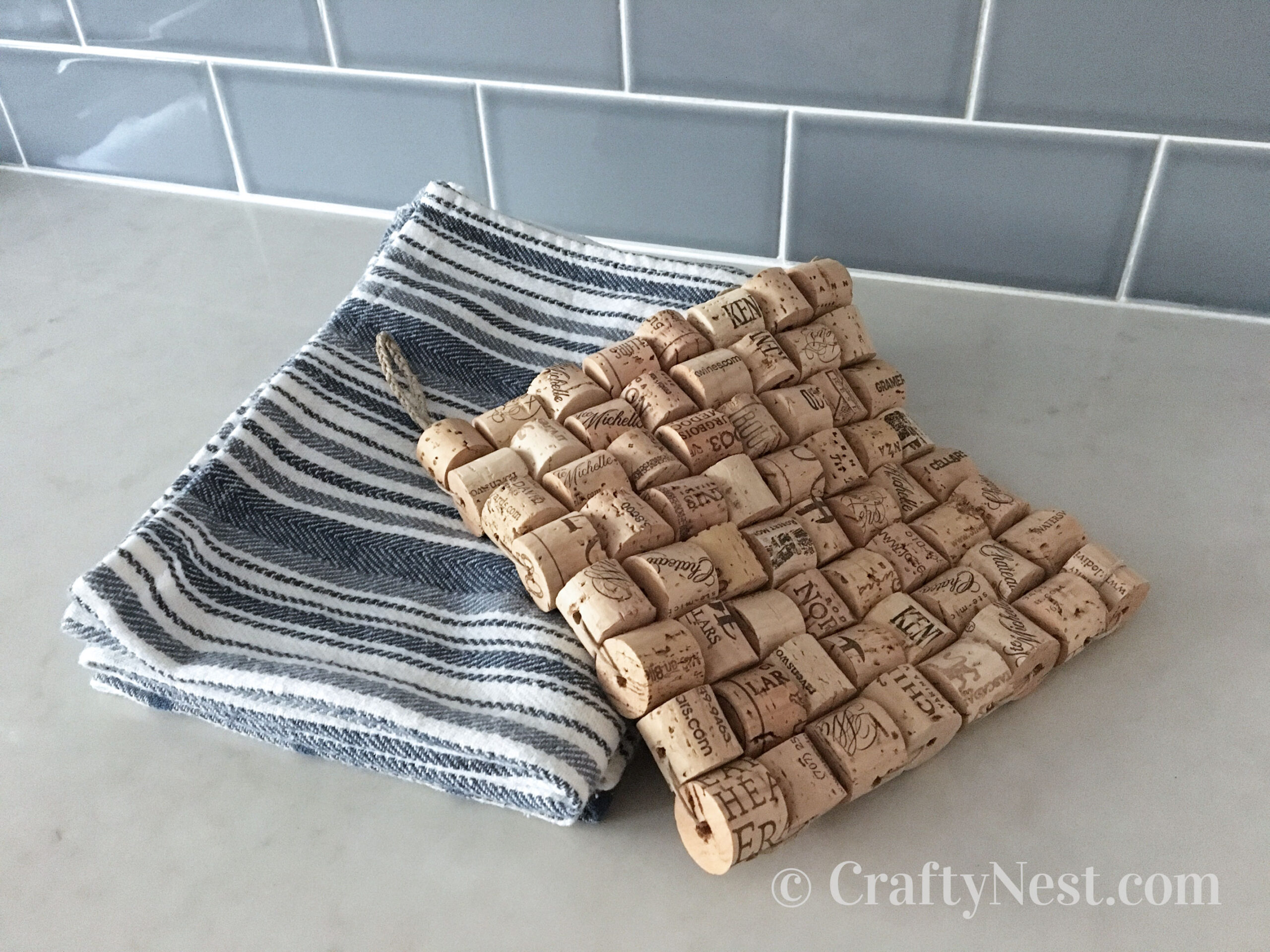 DIY Woven Wine-cork Trivet With Loop Hanger - Crafty Nest